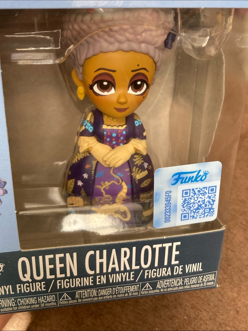 Funko Bridgerton Queen Charlotte Netflix Vinyl Figure - Purple & Gold - Picture 13 of 13